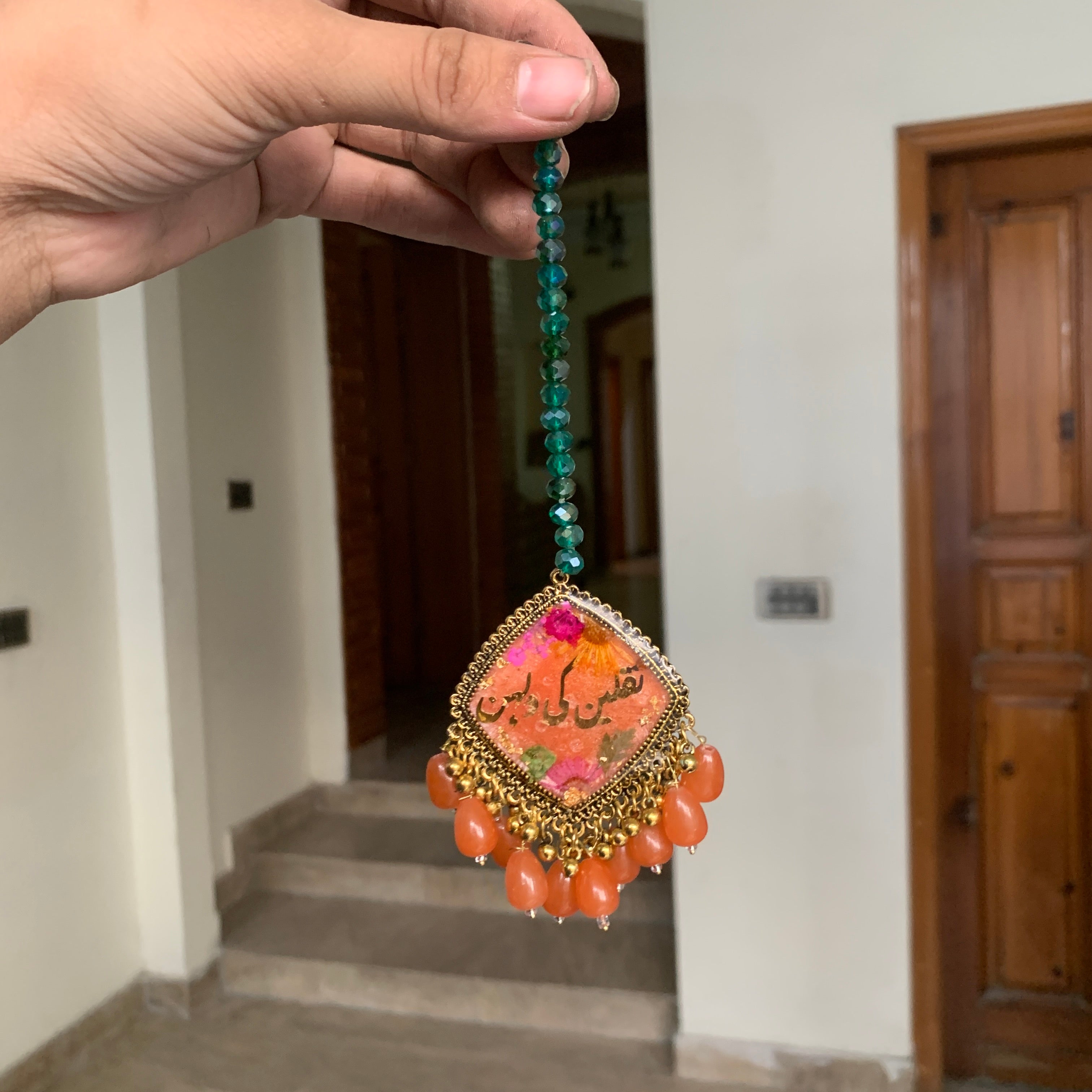 Mehndi Resin Jhumkay