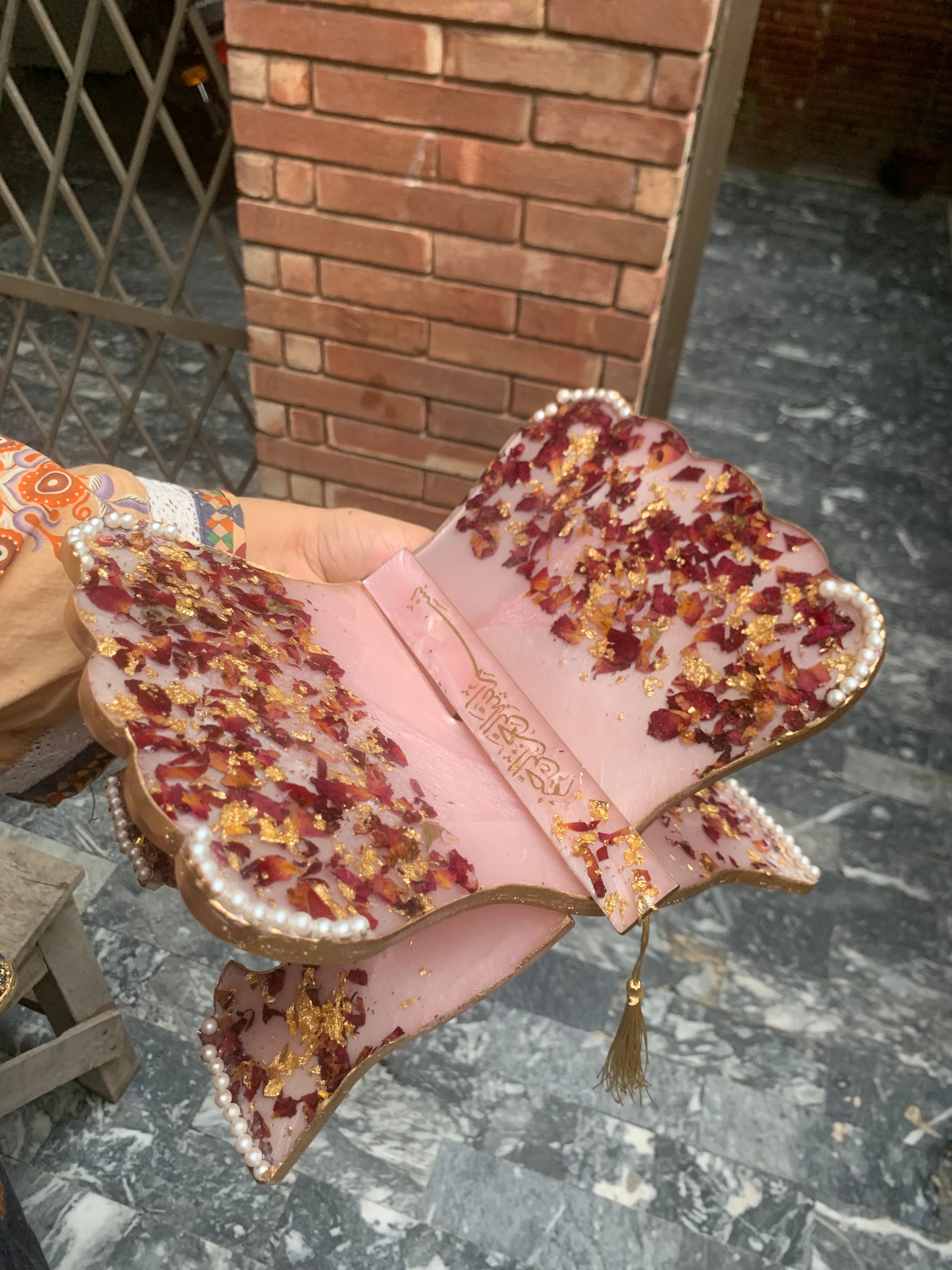 Pink Rose Resin Rehal