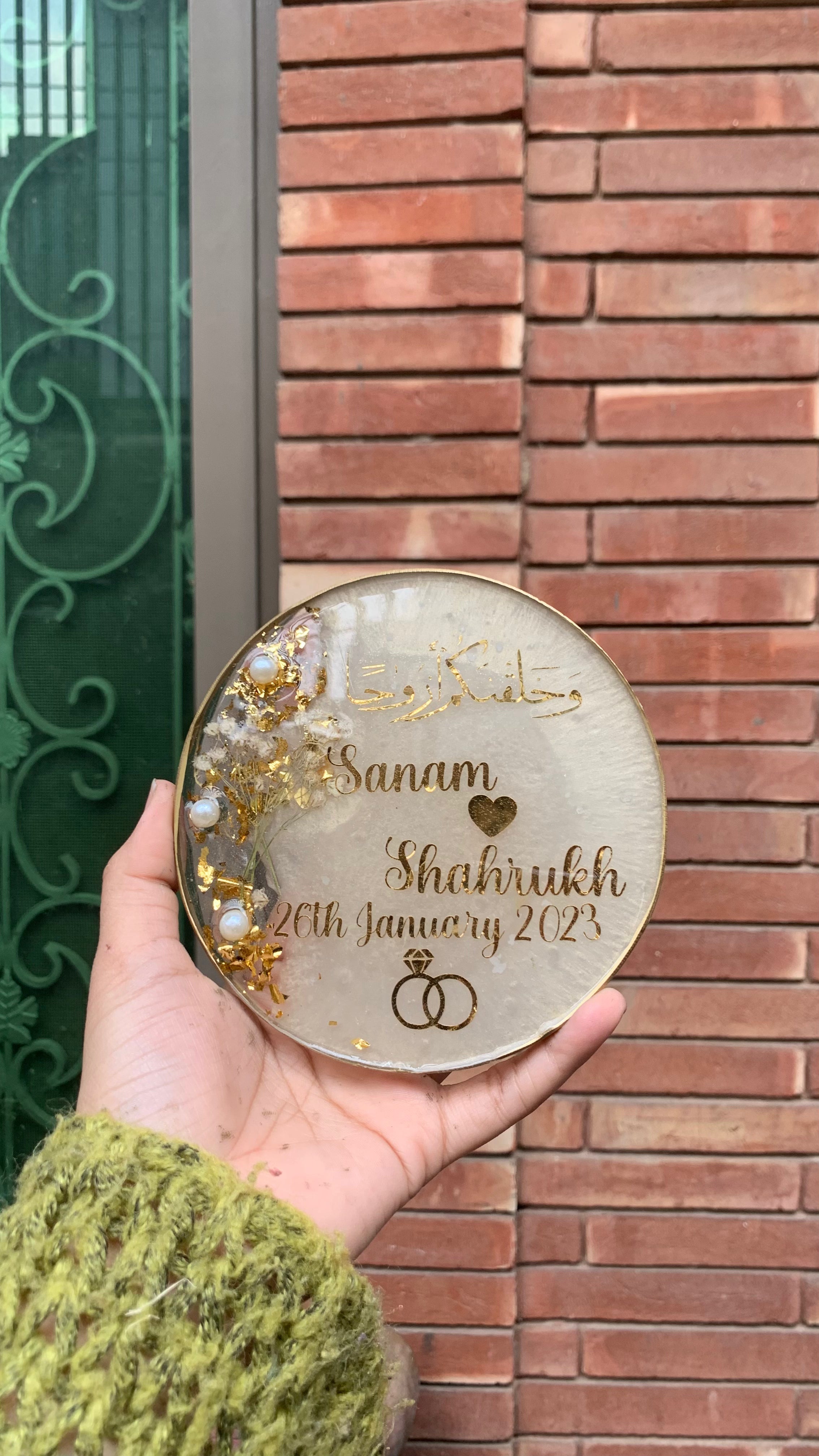 Beige Gold mini Plaque