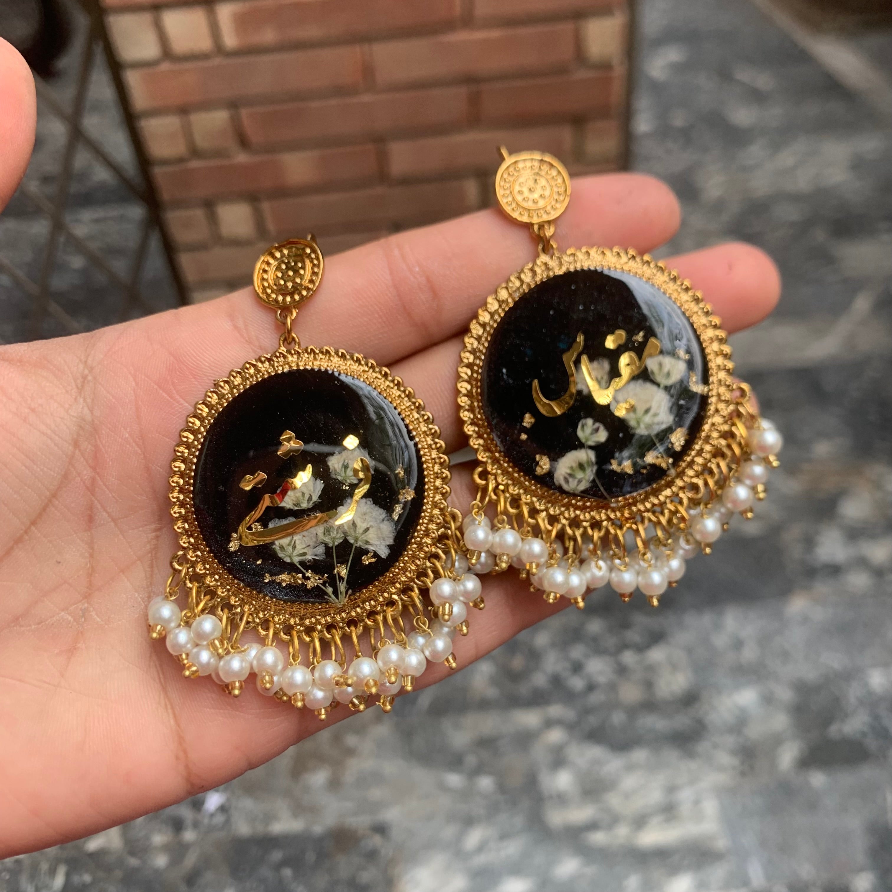 Resin Jhumka | Black